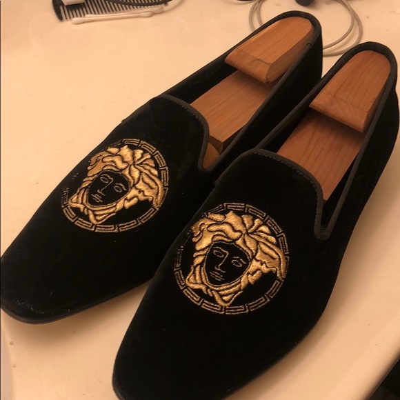 green emerald velvet dress VERSACE Size 9 Black Gold Embroidery Velvet Slip On Loafers  Sui Generis  Designer Consignment